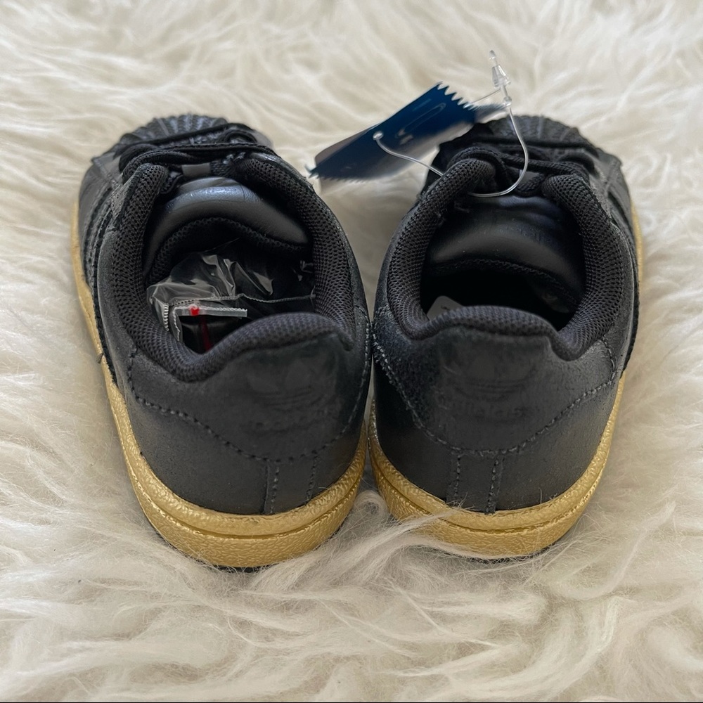 Adidas vintage superstar leather shoes - Picture 3 of 5